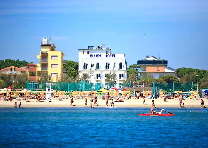 Hotel Ping Pong: Hotel Blues