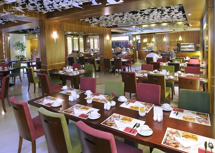 Central hotel: Eastyard Dammam Hotel - Formerly Ramada By Wyndham Dammam