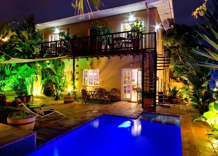 Hotel met zwembad: Villa Costa Rose