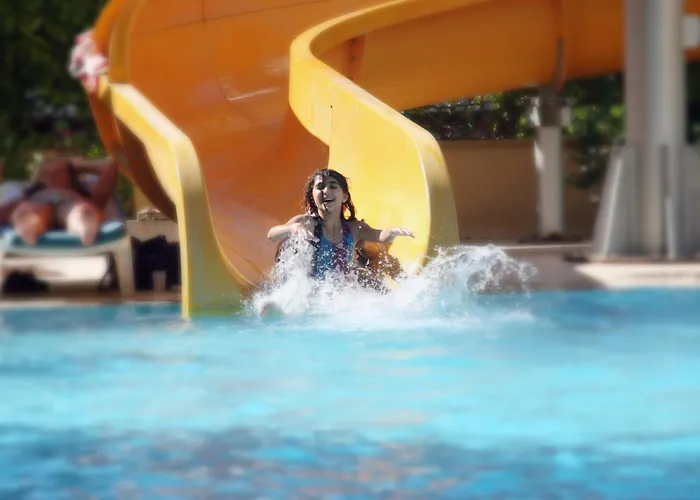 4 sterren hotel: Kleopatra Beach Hotel