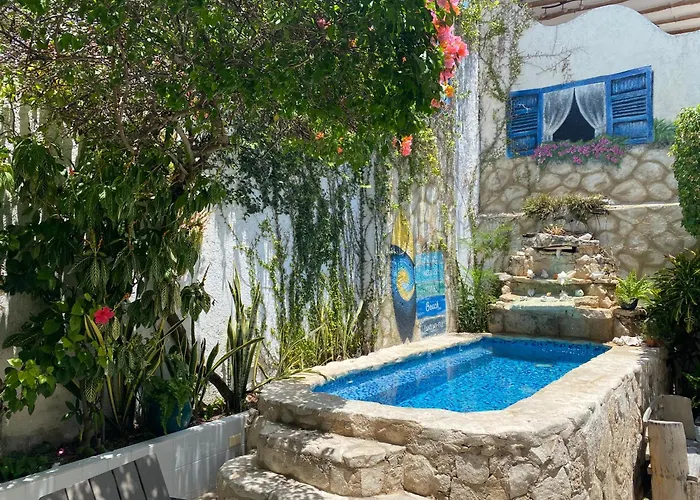 B&B only: Caribo Cozumel
