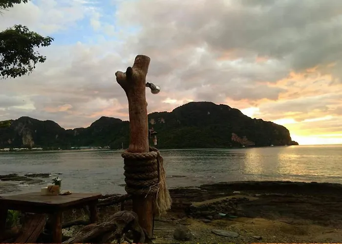  Sunset Bay
