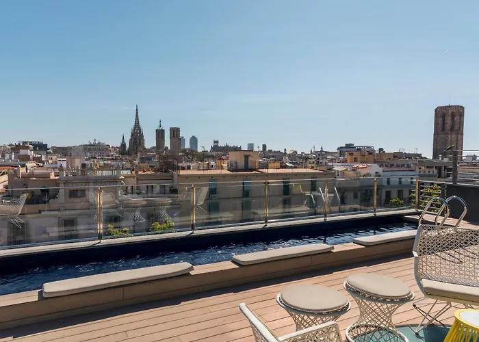5 sterren hotel: Hotel Bagues, A Small Luxury Hotel Of The World