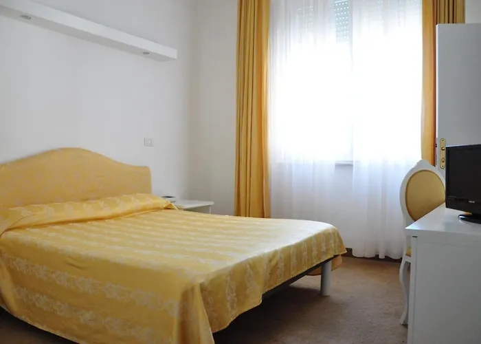 Hotel con vista: Hotel Sirena