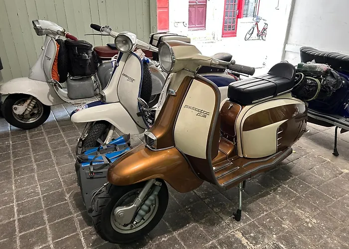 Hôtel De France Et De Guise