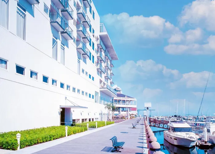 Beach hotel: Hotel Marinoa Resort Fukuoka