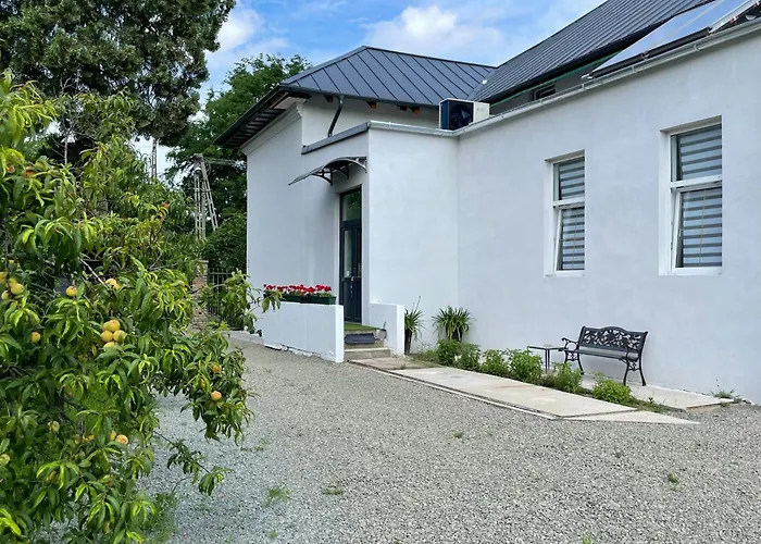 Gästehaus: Wagner Villa 902 With Free Private Parking