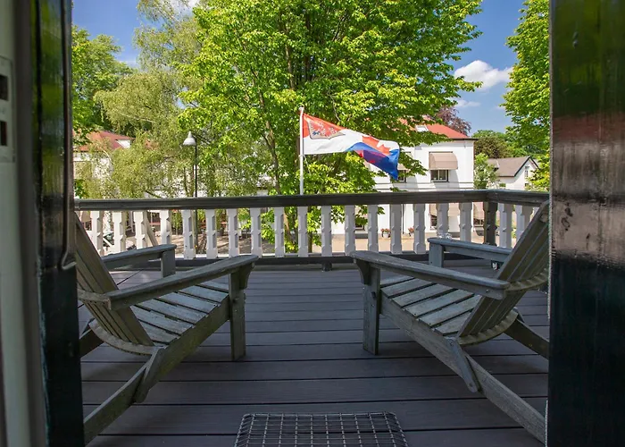 Zenzez Hotel & Lounge