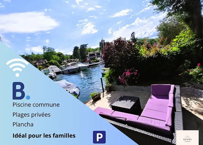 Le Bonheur Les Pieds Dans L'Eau