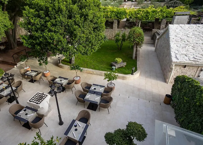 Puteus Palace Heritage Hotel
