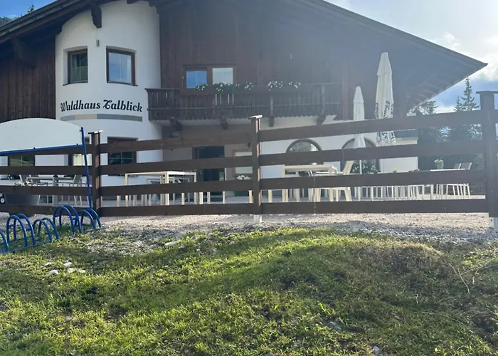 Hotel met uitzicht: Waldhaus Talblick