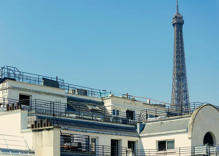 Hôtel 5 étoiles: The One Alma Paris