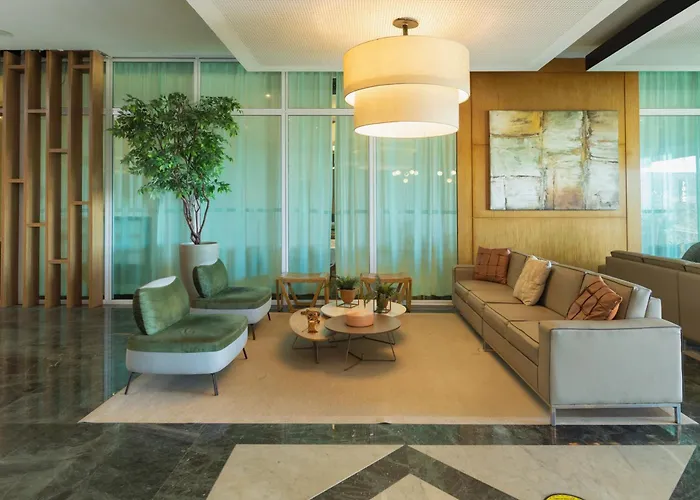 Royal Macae Palace Hotel