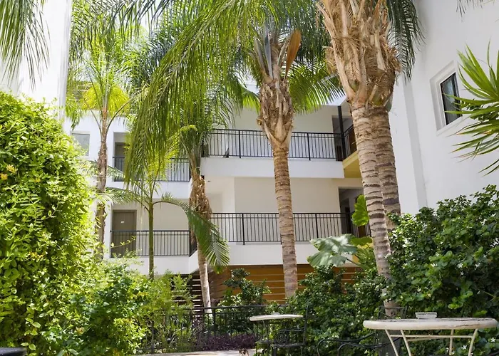 Alecos Apartments