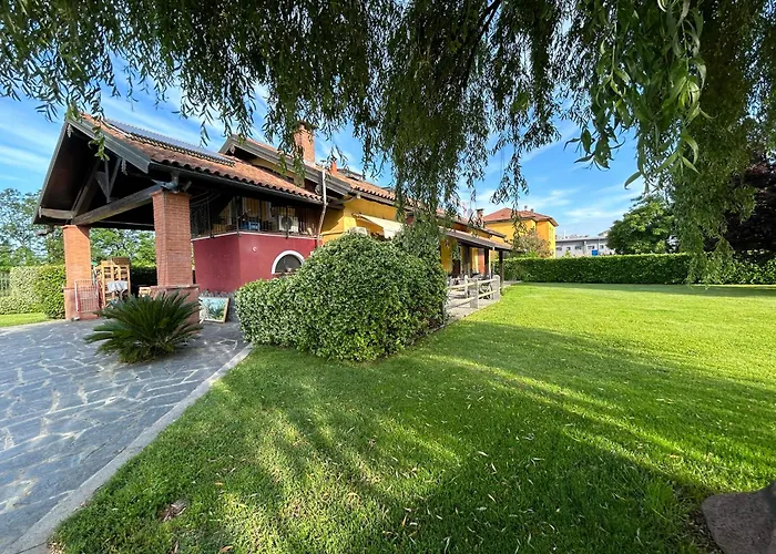 Hotel con piscina: Il Salice