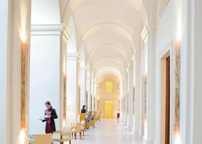 Mandarin Oriental,