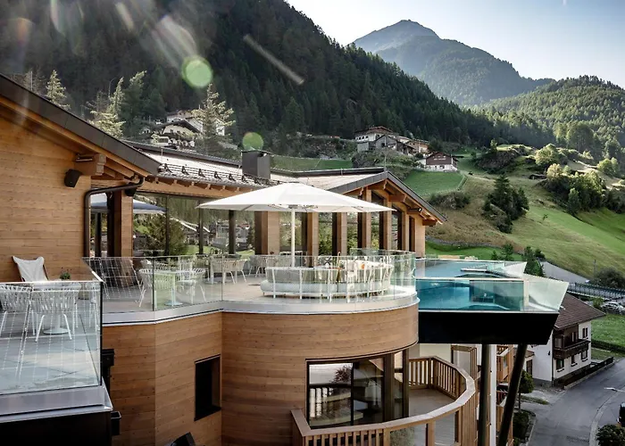 Spahotel: Das Central - Alpine . Luxury . Life