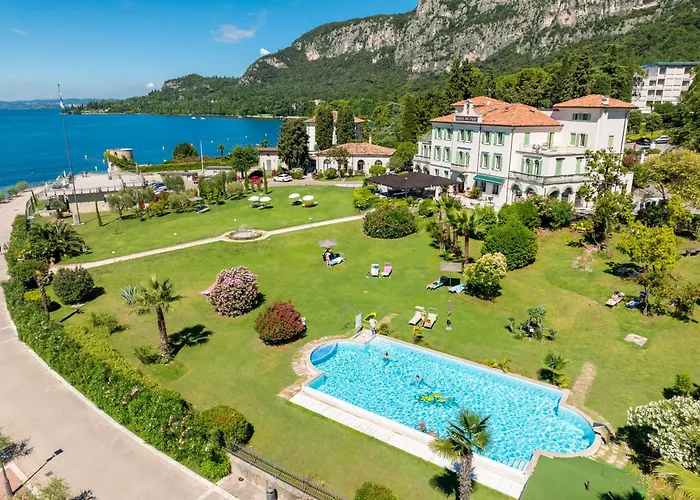 4-Sterne-Hotel: Hotel Du Parc
