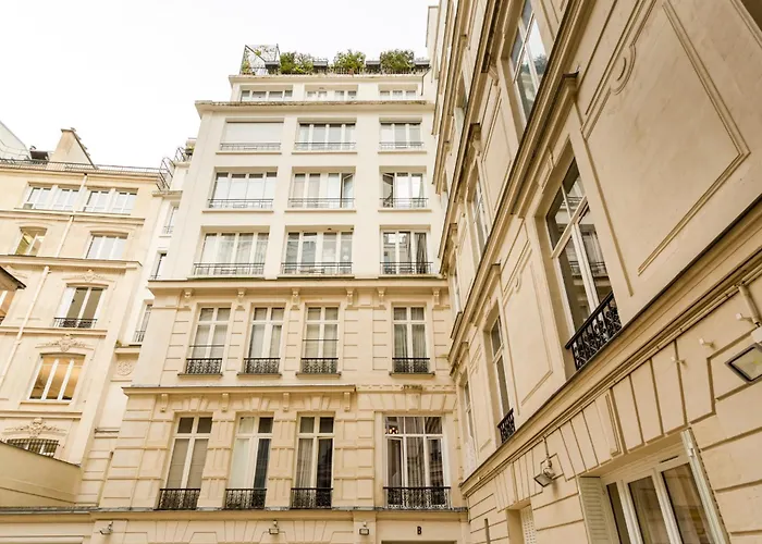 Champs-Élysées Lincoln - 2BDR