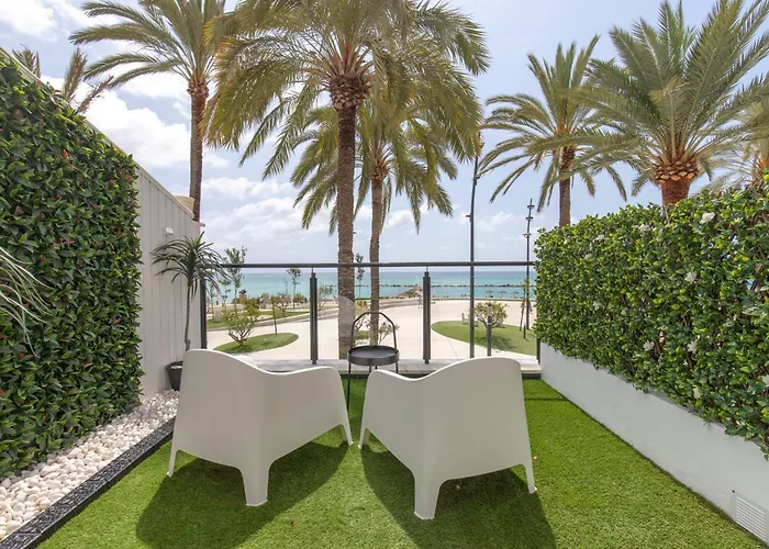 Casa de huéspedes: Hostal Luxury Nit I Dia