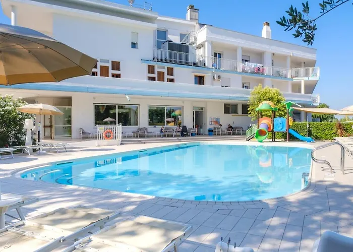 Hotel con piscina: Family Hotel Alexander - Azzurro Club