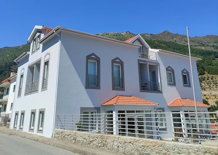 Vale do Zêzere Hotel