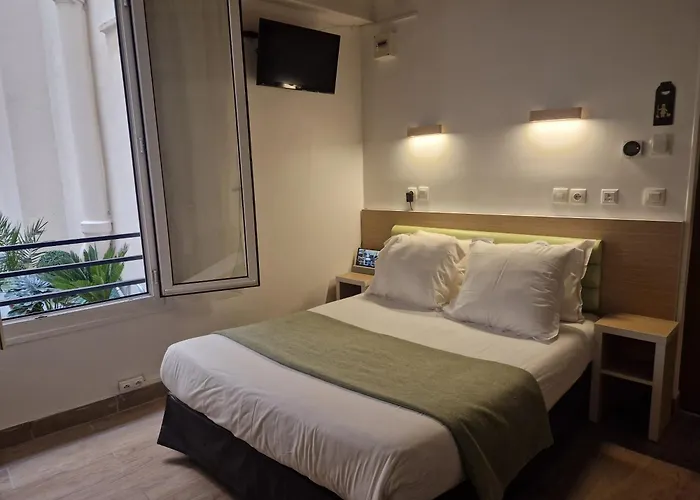 Resort: Hôtel De La Herse d'Or