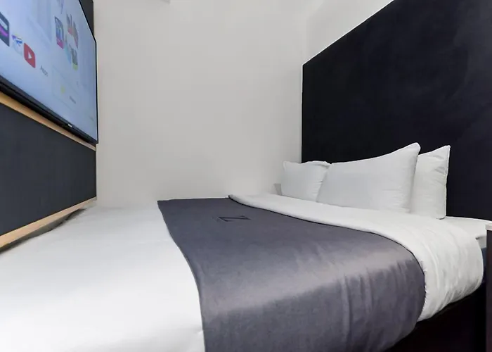 Resort: The Z Hotel Trafalgar