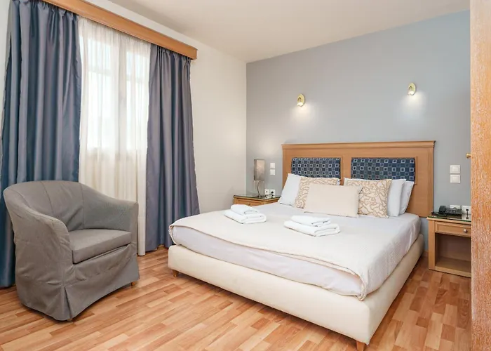 Parnon Hotel