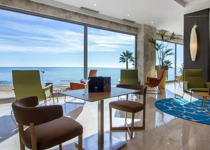 Hotel cerca del colegio: Estimar Calpe Apartments (Adults Only)