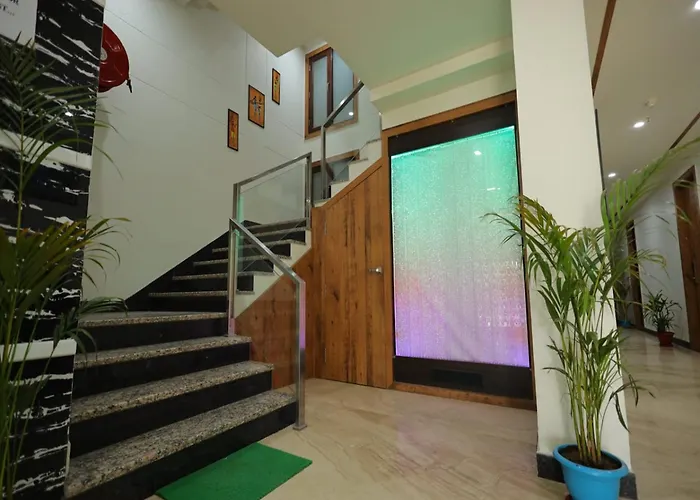 Waterpark hotels Crown Agra Near Taj Mahal