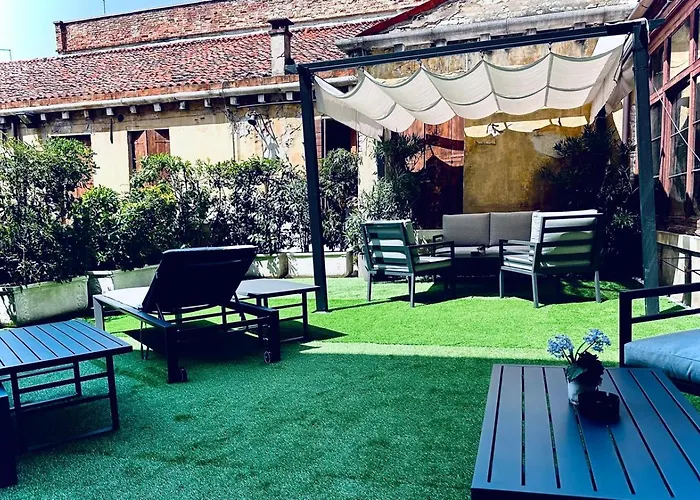 Central hotel: Domus Ciliota