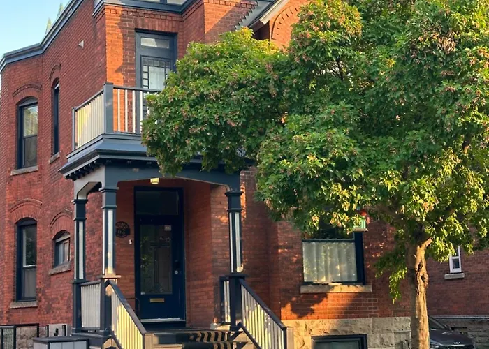 Century House Bed And Breakfast Ottawa
