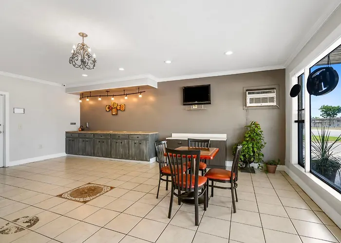 Budgetel Inns & Suites Augusta Downtown 706-945-1238