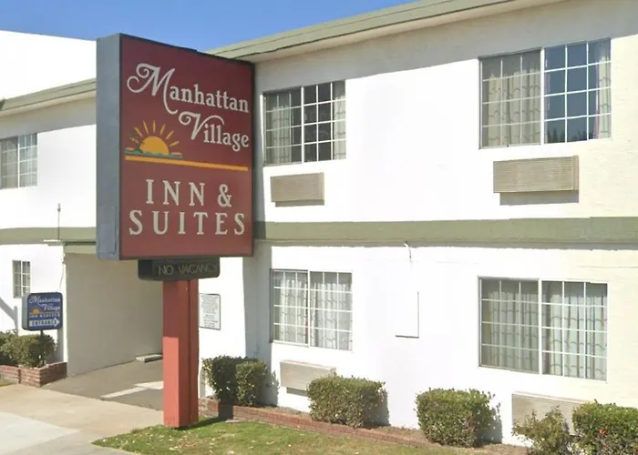 Manhattan Inn & Suites