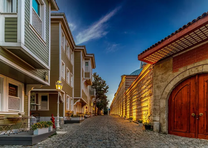Hagia Sofia Mansions , Curio Collection By Hilton