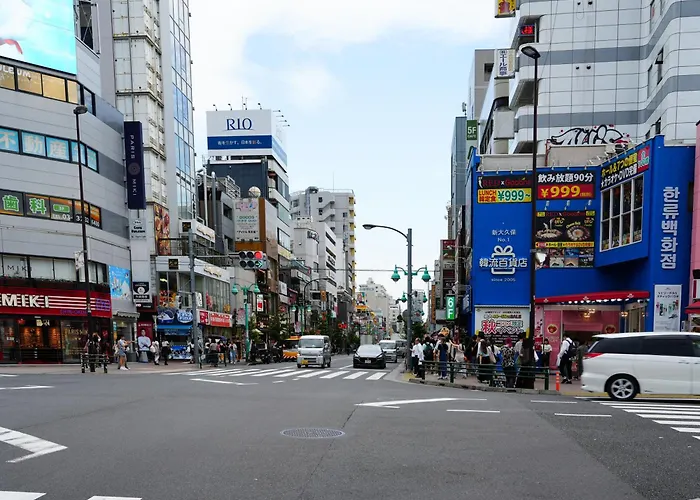 Central hotel: Rembrandt Cabin Shinjuku Shin-Okubo
