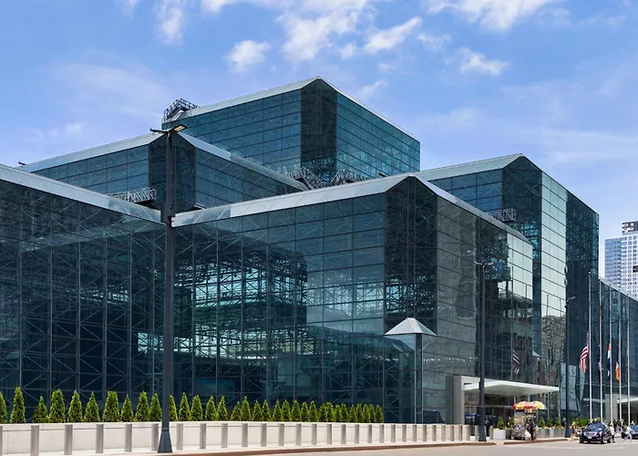 Hotel casino: Holiday Inn Express Manhattan Midtown West By Ihg