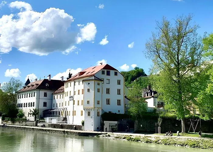 Boutique hotel only: Schloss Ort