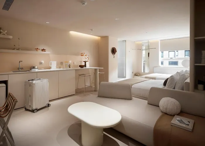 Lore Hotel 樂爾公寓