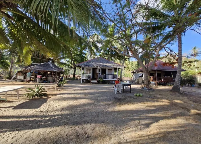 White Hat El Nido