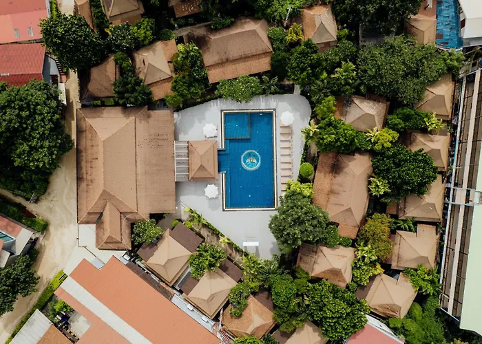 Hotel de praia: Ibiza House Phi Phi