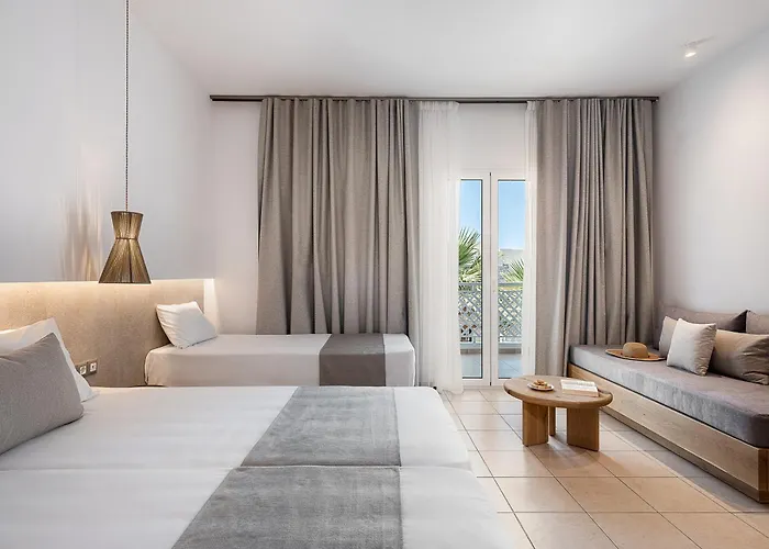 Hotels with tennis Magda Club