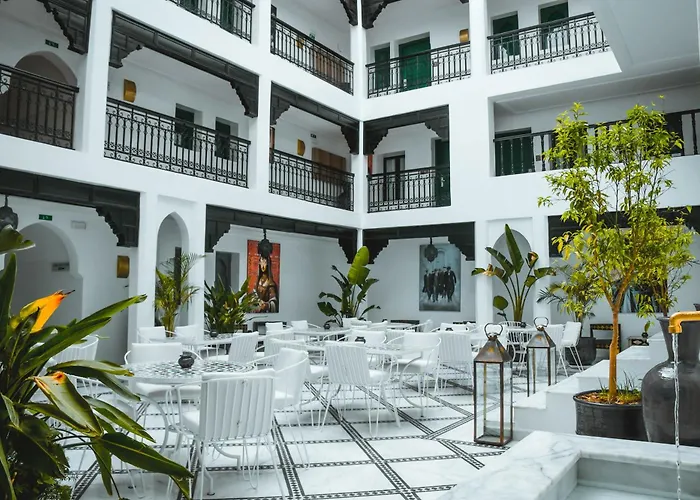 Hotel vicino al College: 555 Hotel Clubbing Adults Only
