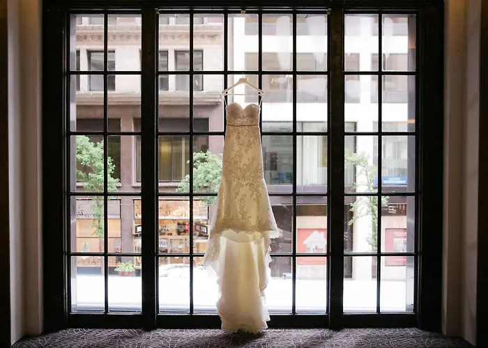 Renaissance Cincinnati Downtown Hotel