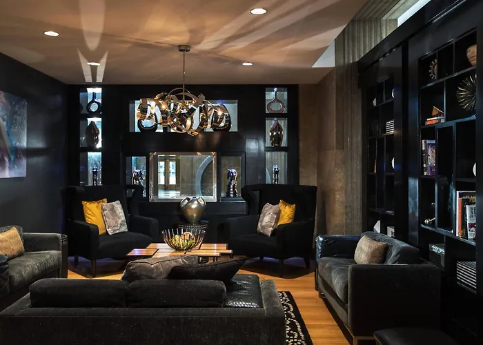 Renaissance Cincinnati Downtown Hotel