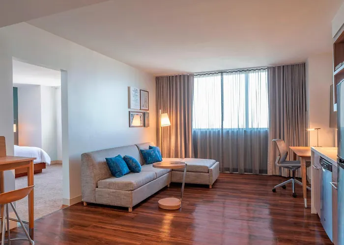 Waterpark hotel: Element Fort Lauderdale Downtown