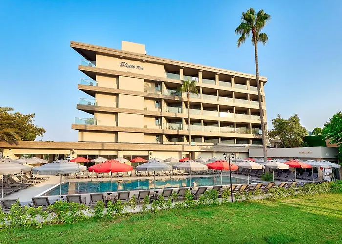 Elysee Hotel