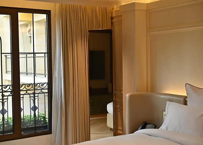 The Townhouse Hotel - Small Luxury Hotels Of The World