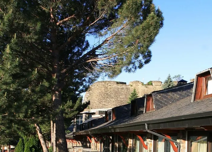 Hotel & Spa El Castell De Ciutat